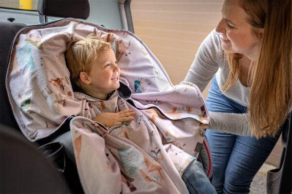 Poncho pour l’auto – Animaux de la forêt beige – Face avant – Naélie