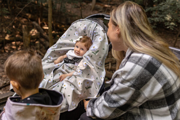 Poncho pour l’auto – Marguerites – Poussette – Naélie